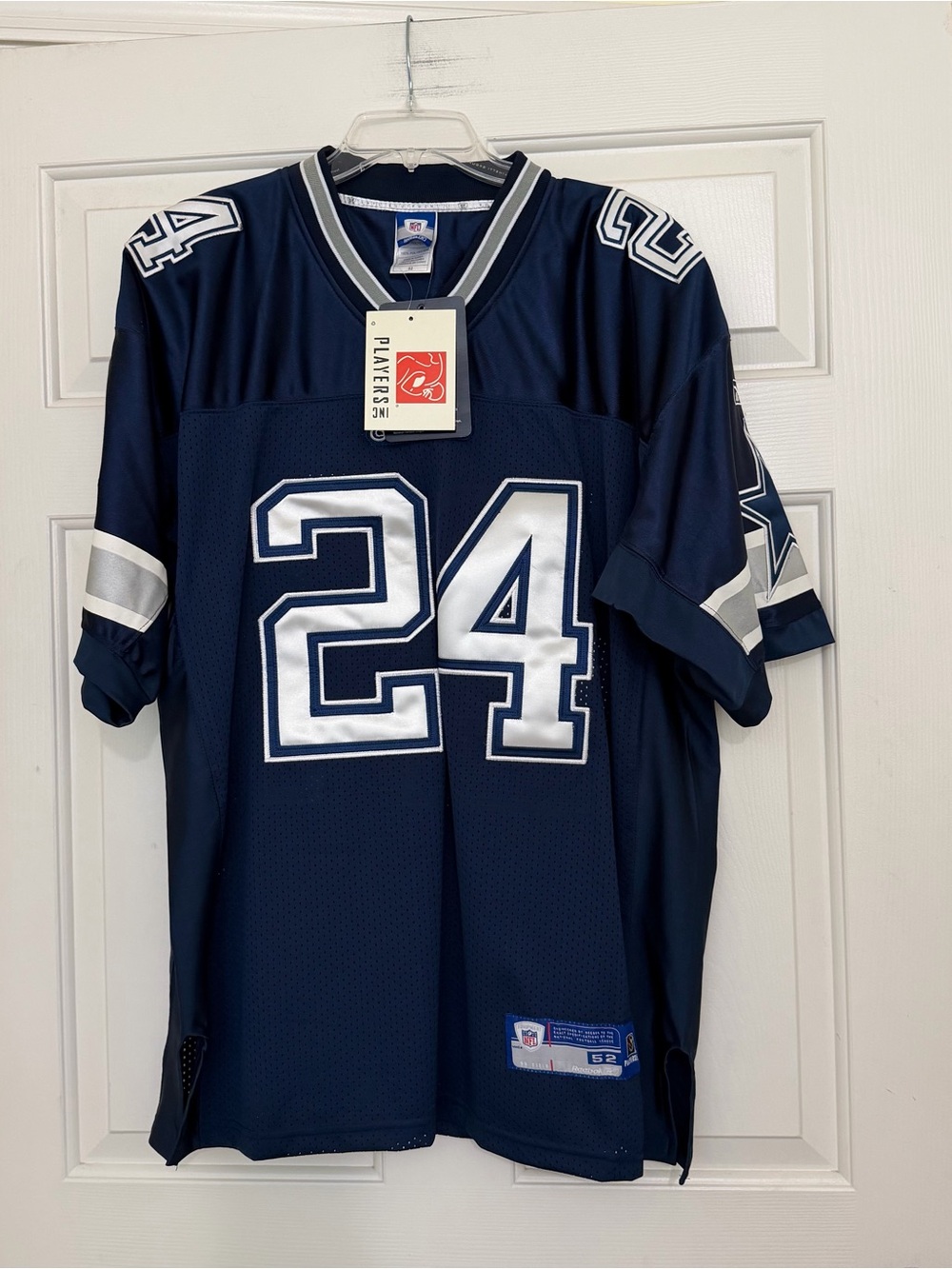 NWT Y2K Reebok NFL  Dallas Cowboys Marion Barber #24 Authentic Jersey Men's 52